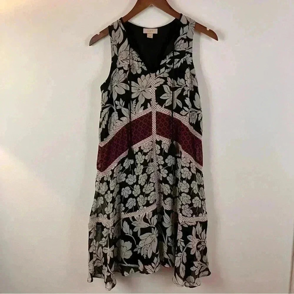 LOFT outlet Floral Sleeveless Boho Tassel Crochet Detail Midi Flutter Hem Sz XS - Picture 1 of 5